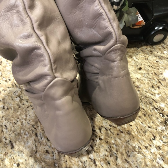 RARE‼️ DEXTER 1970s USA Leather Ruched Slouch Almond-toe Taupe Boots - Picture 9 of 12